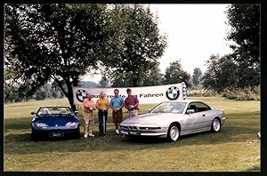 Imagen del vendedor de Fotografie Auto BMW 850i, BMW Z1 Roadster, Sportcoupe, Cabrio beim Golf-Turnier a la venta por Bartko-Reher