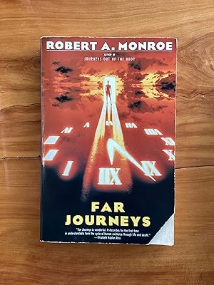 Bild des Verkufers fr Far Journeys (Journeys Trilogy) zum Verkauf von Lifeways Books and Gifts