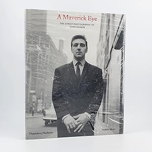 Immagine del venditore per A Maverick Eye. The Street Photography of John Deakin venduto da Beaux Books, ABA, ILAB