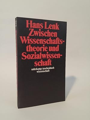 Seller image for Zwischen Wissenschaftstheorie und Sozialwissenschaft (suhrkamp taschenbuch wissenschaft) for sale by ANTIQUARIAT Franke BRUDDENBOOKS