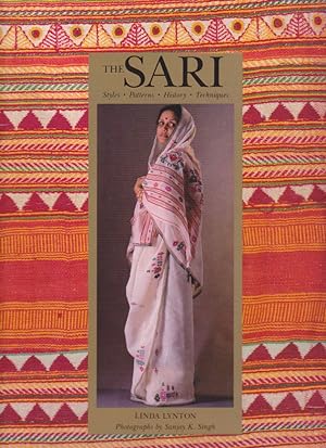Bild des Verkufers fr The Sari: Styles, Patterns, History, Techniques zum Verkauf von Heights Catalogues, Books, Comics