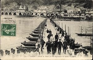 Image du vendeur pour Ansichtskarte / Postkarte Vienne Isre, Ecole de Ponts par les Regiments du Genie, Parade, Soldaten mis en vente par akpool GmbH