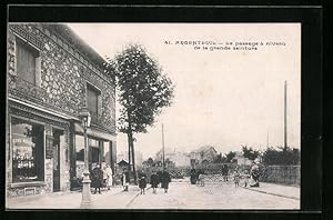 Seller image for Carte postale Argenteuil, Le passage  niveau de la grande ceinture for sale by Bartko-Reher