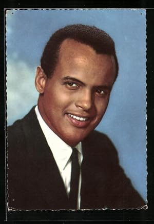 Image du vendeur pour Ansichtskarte Harry Belafonte, Portrait des Musikers im Anzug mis en vente par Bartko-Reher