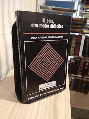 Seller image for El cine, otro medio didctico for sale by Libros Antuano
