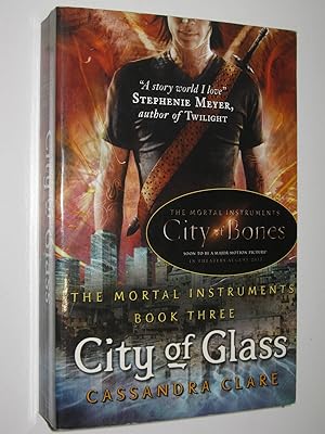 Bild des Verkufers fr City of Glass - Mortal Instruments Series #3 zum Verkauf von Manyhills Books