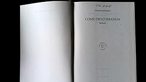 Bild des Verkufers fr Come Dio Comanda: Romanzo. (Scrittori Italiani E Stranieri). zum Verkauf von Antiquariat Bookfarm