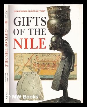 Bild des Verkufers fr Gifts of the Nile: ancient Egyptian arts and crafts in Liverpool Museum / Piotr Bienkowski and Angela MJ Tooley zum Verkauf von MW Books Ltd.