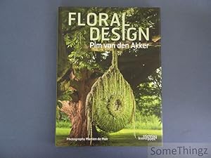 Immagine del venditore per Floral design. [Tekst in NL en ENG.] venduto da SomeThingz. Books etcetera.
