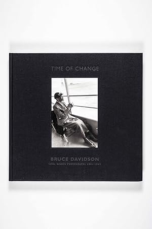 Image du vendeur pour Time of Change. Civil Rights Photographs 1961-1965 mis en vente par ERIC CHAIM KLINE, BOOKSELLER (ABAA ILAB)