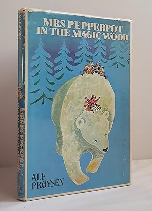 Imagen del vendedor de Mrs Pepperpot in the Magic Wood and other stories a la venta por Mad Hatter Books
