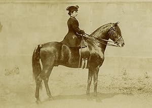 France Paris squire Elvira Guerra on Horse old Photo Delton 1875