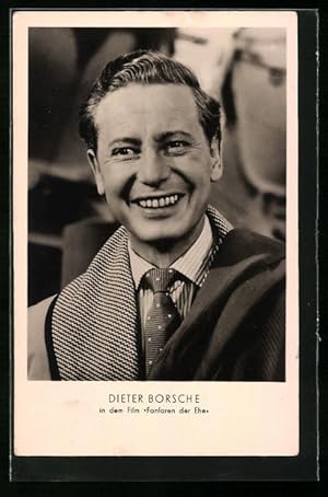 Bild des Verkufers fr Ansichtskarte Schauspieler Dieter Borsche in dem Film Fanfaren der Ehe zum Verkauf von Bartko-Reher