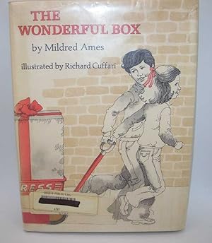 Immagine del venditore per The Wonderful Box venduto da Easy Chair Books