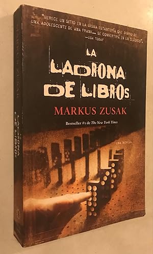 Imagen del vendedor de La ladrona de libros (Spanish Edition) a la venta por Once Upon A Time