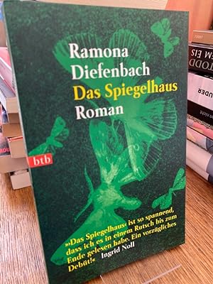 Seller image for Das Spiegelhaus. Roman. for sale by Antiquariat Hecht