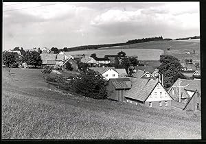 Immagine del venditore per Fotografie Burghard, Bad Salzungen, Ansicht Hinterrod / Thringen, Gebude am Rand der Ortschaft venduto da Bartko-Reher
