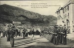 Seller image for Ansichtskarte / Postkarte Monaco, Revue de la Compagnie des Carabiniers sur la Place du Palais, Wache for sale by akpool GmbH