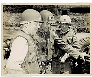 Seller image for ORIGINAL PHOTOGRAPH of 3 AMERICAN COMMANDING OFFICERS in KOREA: Pictured are GENERAL MAXWELL D. TAYLOR, ADMIRAL ARTHUR W. RADFORD; and BRIGADIER-GENERAL PHILIP DE WITT GINDER. for sale by Blue Mountain Books & Manuscripts, Ltd.
