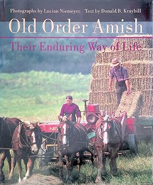 Immagine del venditore per Old Order Amish: Their Enduring Way of Life venduto da Klondyke