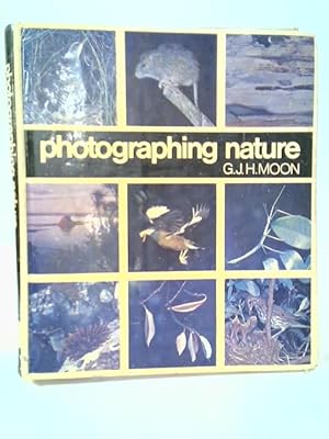 Image du vendeur pour Photographing Nature mis en vente par World of Rare Books