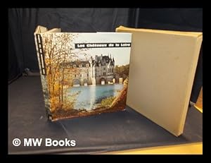 Seller image for Les chateaux de la loire: 78 photographies en couleurs for sale by MW Books