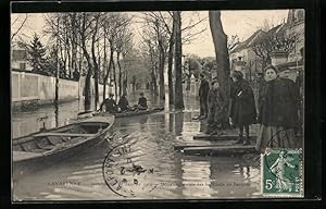 Ansichtskarte Lavarenne, Inondations 1910, Déménagements des habitants en barques, Hochwasser