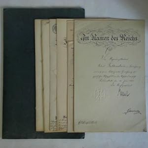 8 Urkunden, darunter 1 mit Signatur von Friedrich Ebert und Wilhelm Groener
