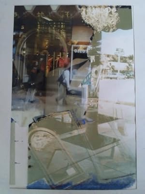 Image du vendeur pour 1 Collage: Stadtansichten mit 2 Passanten - Malerei auf Farbdruck von Photographie mis en vente par Celler Versandantiquariat