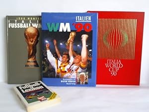 Seller image for WM '90 Italien - XIV. Fuball-Weltmeisterschaft in Italien. Berichte und Kommentare von Ulla Holthoff und Ulrich Kaiser/ Italien WM '90 / Italia World Cup 90. Zusammen 3 Bnde for sale by Celler Versandantiquariat