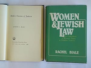 Immagine del venditore per Modern Varieties of Judaism/ Women & Jewish Law. An Exploration of Women's Issues in Halakhic Sources. 2 Volumes/ Bnde venduto da Celler Versandantiquariat