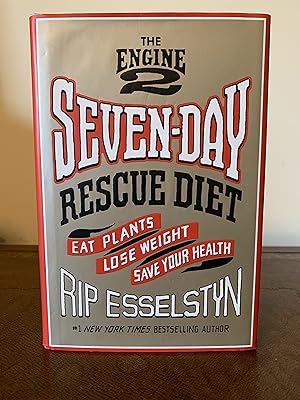 Imagen del vendedor de The Engine 2 Seven-Day Rescue Diet: Eat Plants, Lose Weight, Save Your Health [SIGNED FIRST EDITION] a la venta por Vero Beach Books