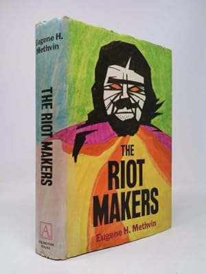 Bild des Verkufers fr The Riot Makers: The Technology of Social Demolition zum Verkauf von ThriftBooksVintage