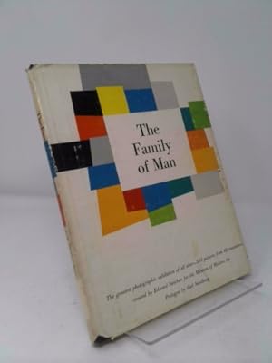 Bild des Verkufers fr The Family of Man: 60th Anniversary Edition zum Verkauf von ThriftBooksVintage