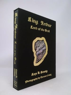 Bild des Verkufers fr King Arthur: Lord of the Grail zum Verkauf von ThriftBooksVintage