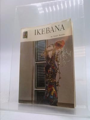 Bild des Verkufers fr Ikebana (Hoikusha color books) zum Verkauf von ThriftBooksVintage