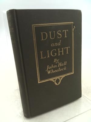 Bild des Verkufers fr Dust And Light zum Verkauf von ThriftBooksVintage