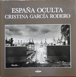 Imagen del vendedor de Espana Oculta Cristina Garcia Rodero a la venta por Derringer Books, Member ABAA