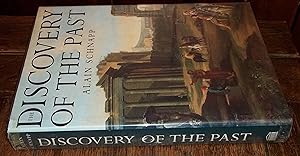 Imagen del vendedor de THE DISCOVERY OF THE PAST - THE ORIGINS OF ARCHAEOLOGY a la venta por CHESIL BEACH BOOKS