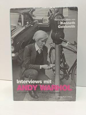 Bild des Verkufers fr Interviews mit Andy Warhol. Mit einem Vorwort von Klaus Theweleit. Deutsch von Susanne Hbel. zum Verkauf von Antiquariat Langguth - lesenhilft