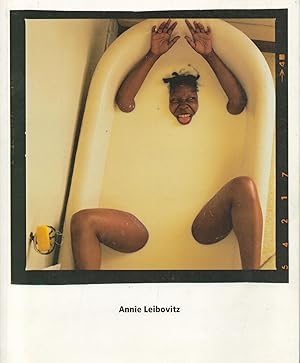 Seller image for Annie Leibovitz Nyttely Helsingin kaupungin taidemuseo, Tennispalatsi 28.3.-18.7.1999. for sale by Moraine Books