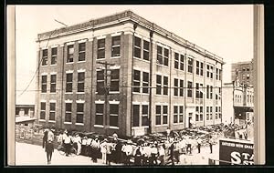 Photo Postcard Galveston, TX, Strassenpartie mit Gebäudeansicht