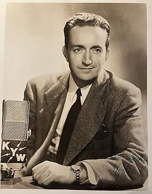 A 1946 B&W Press Photo of Mid-Century Radio Pioneer Stuart Wayne