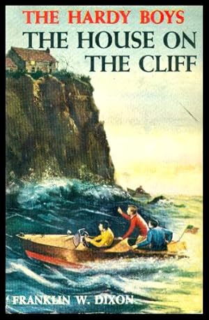 Seller image for THE HOUSE ON THE CLIFF - Hardy Boys 2 for sale by W. Fraser Sandercombe