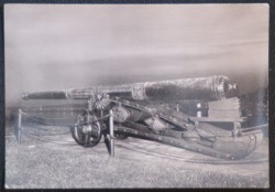 Image du vendeur pour Dover Castle Kent Postcard Real Photo Queen Elizabeth's Gun mis en vente par Postcard Anoraks