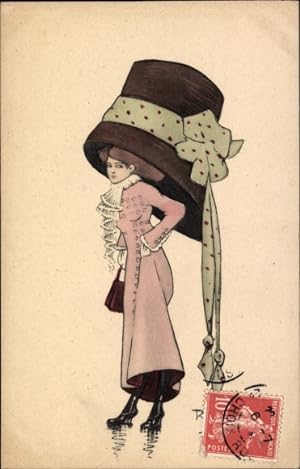 Künstler Ansichtskarte / Postkarte Frau im rosa Mantel mit großem Hut