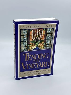 Immagine del venditore per Tending the Vineyard The Life-Rewards and Vicissitudes of Being a Rabbi venduto da True Oak Books