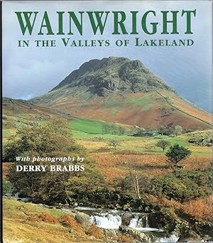 Immagine del venditore per Wainwright in the Valleys of Lakeland venduto da Cider Creek Books