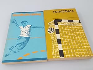 Seller image for Konvolut 2 Bcher: Handballtraining; Handball for sale by SIGA eG