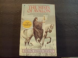 The Mists Of Avalon sc Marion Zimmer Bradley 1982 Ballantine Books